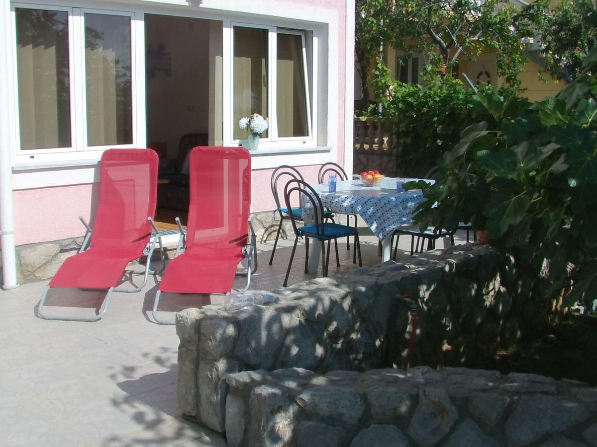 Apartments Krunoslav Punat Exterior foto