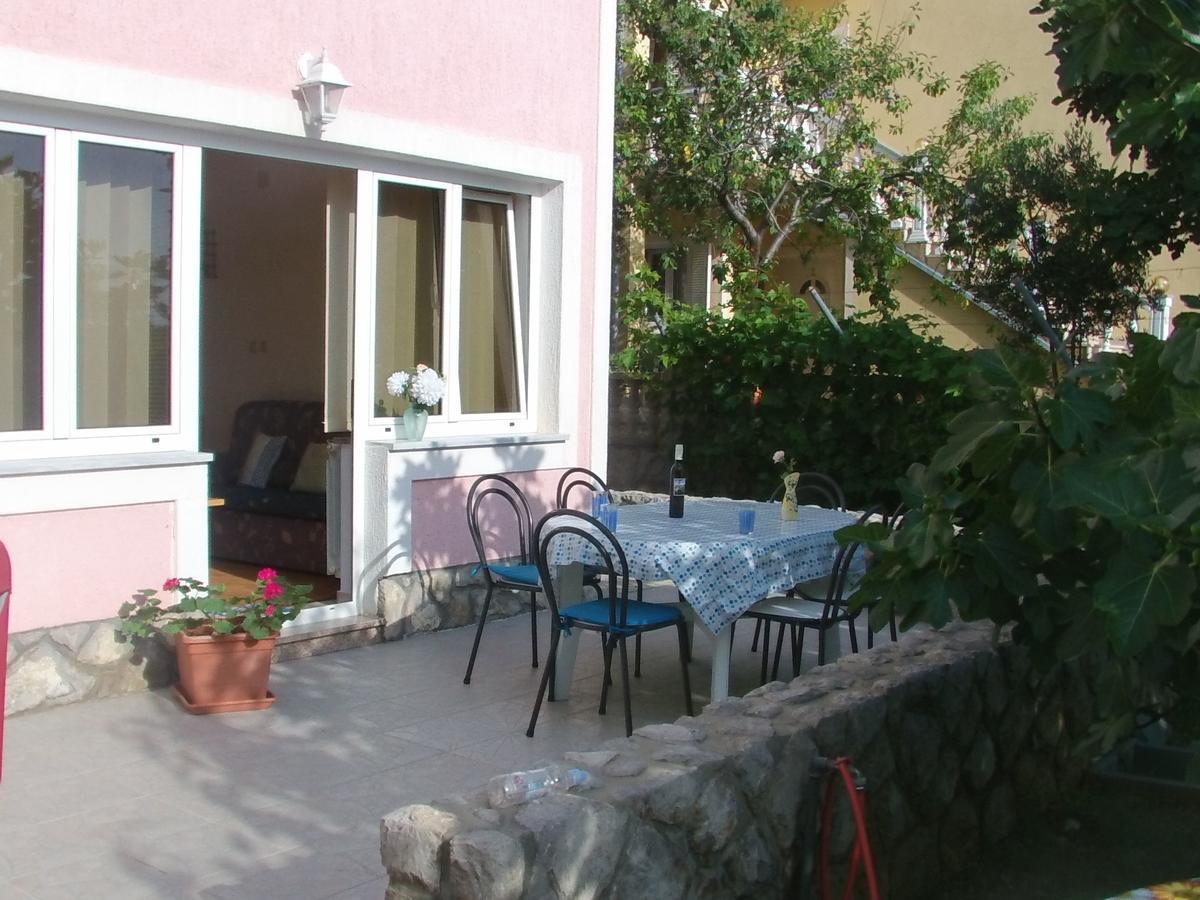 Apartments Krunoslav Punat Exterior foto